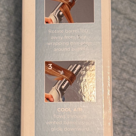 New InfinitiPRO by Conair
2 in 1 - Curl and Straighten! - Picture 4 of 7